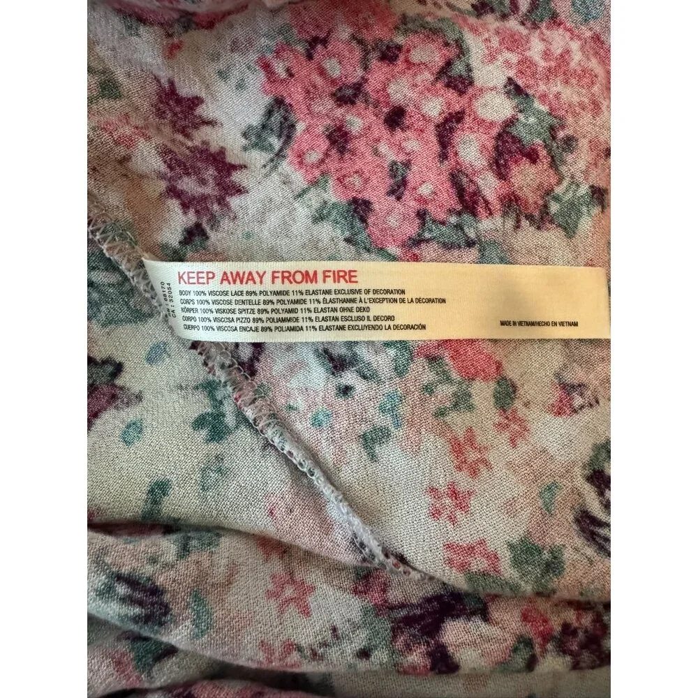 Free People Women's Heat Wave Thong Bodysuit Size Medium Floral Ruffle Blue Red - Picture 9 of 10